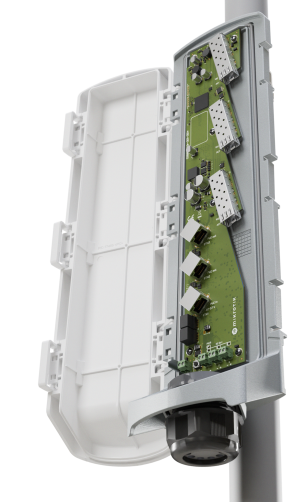 MikroTik GPERx6 - CSS606-1G-2Gi-3S+OUT